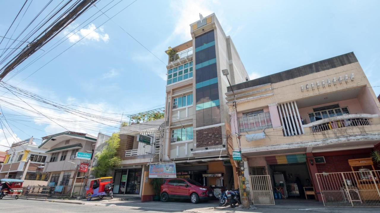 Hotel RedDoorz @ Paterno Street Tacloban Exterior foto